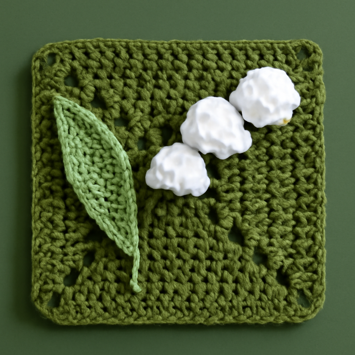 Charming Crochet Flower Square for a Cozy Home Upgrade