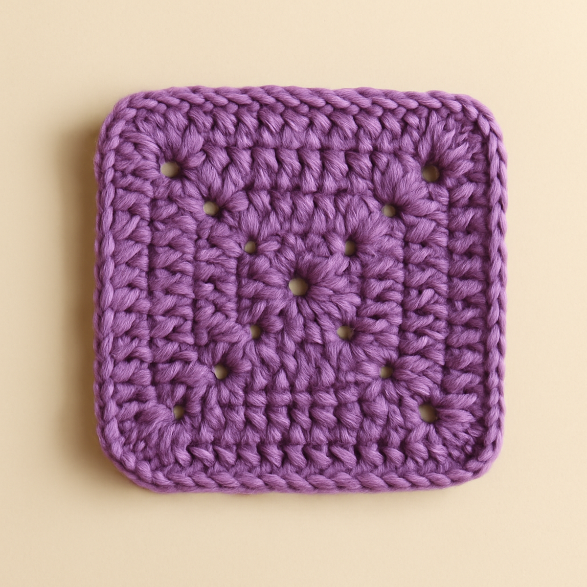 Cozy Solid Granny Square: A Beginner's Delight!